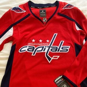 NWT Washington Capitals Jersey